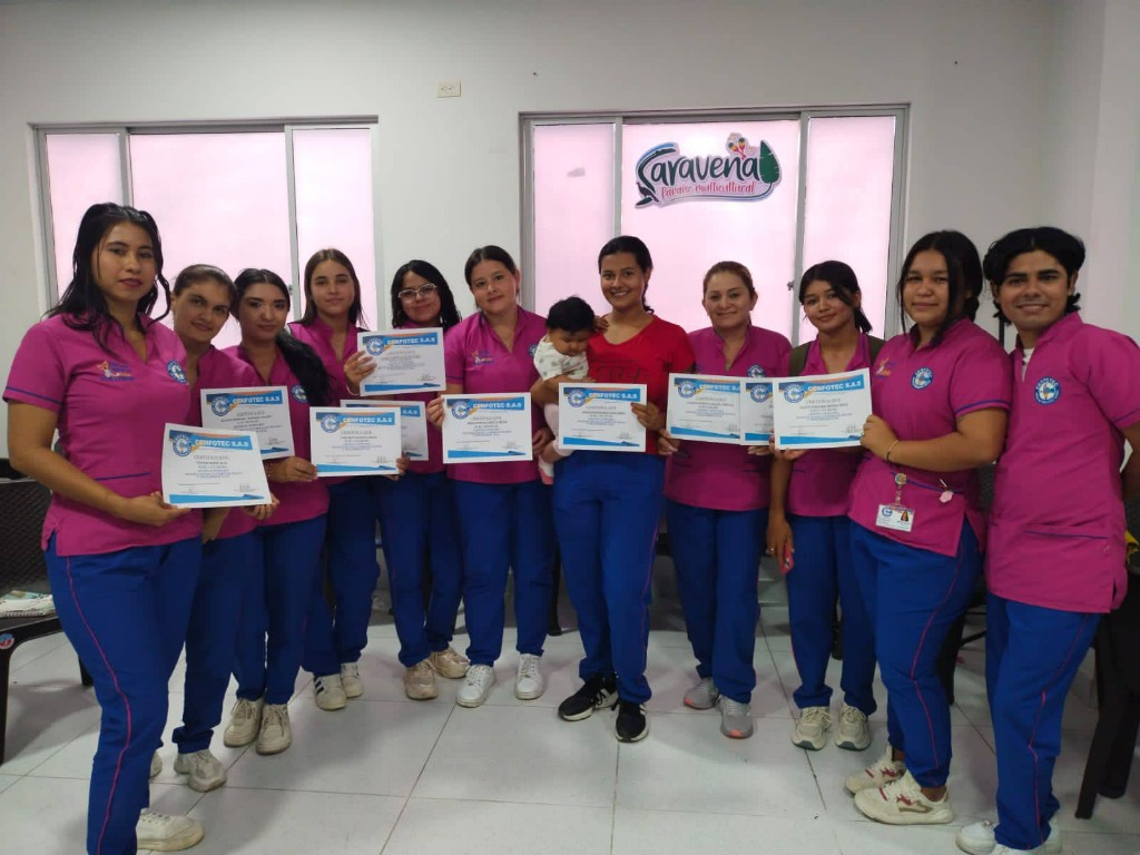 Entrega de certificados Belleza Integral